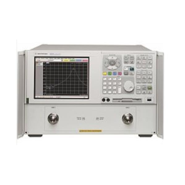 E8361A PNA 系列網(wǎng)絡(luò)分析儀, 10 MHz 至70G